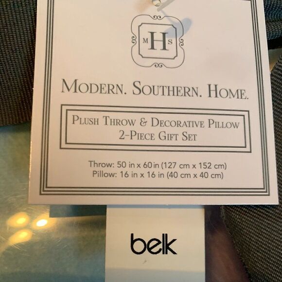 NIB Modern Southern Home Plush Throw & Pillow "Bunny" 2-Pc Set - Picture 4 of 5